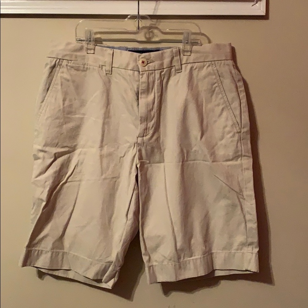 Tommy Hilfiger khaki shorts